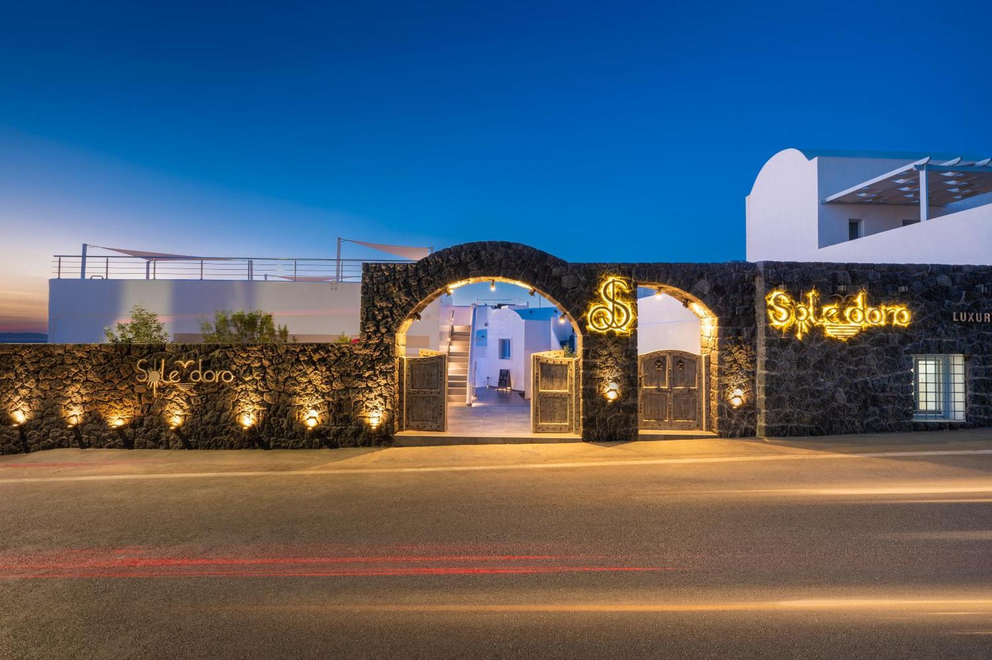 Sole D'Oro Luxury Suites Ия Экстерьер фото